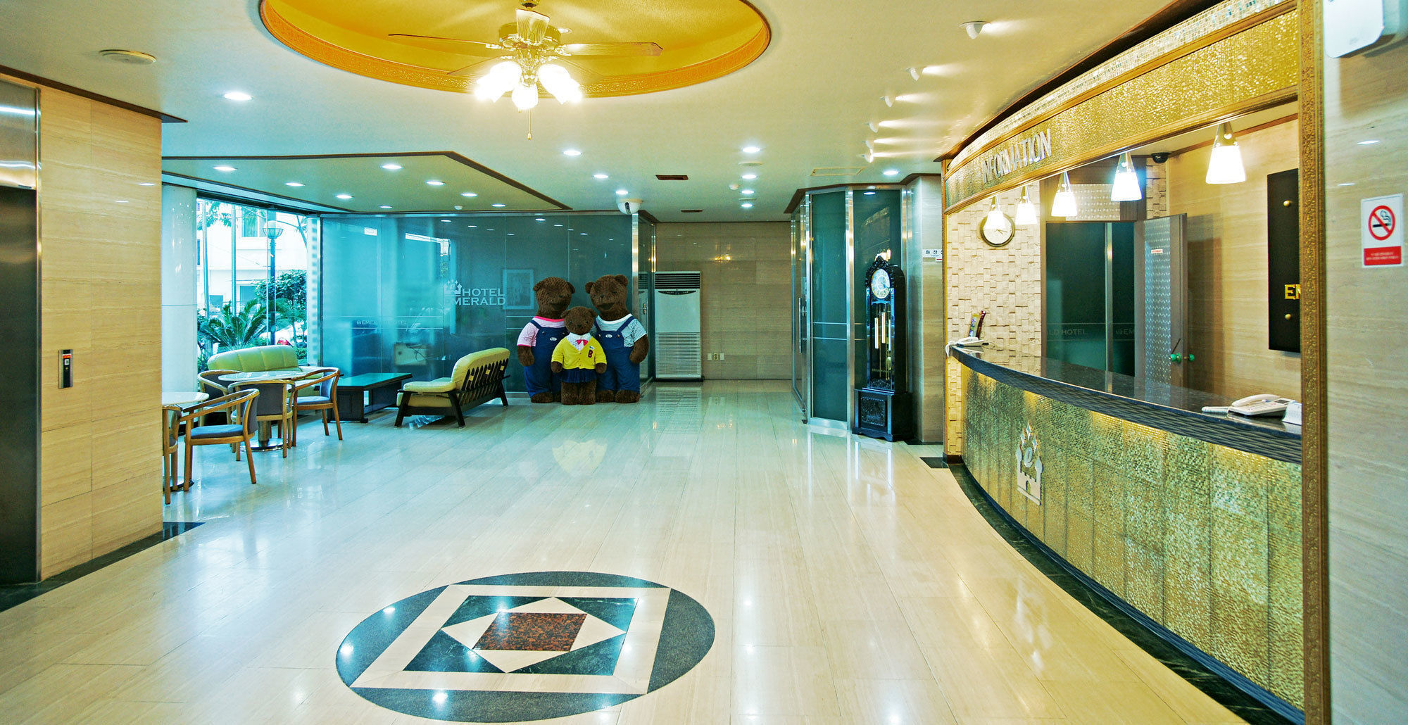 Emerald Hotel Jeju Exterior foto